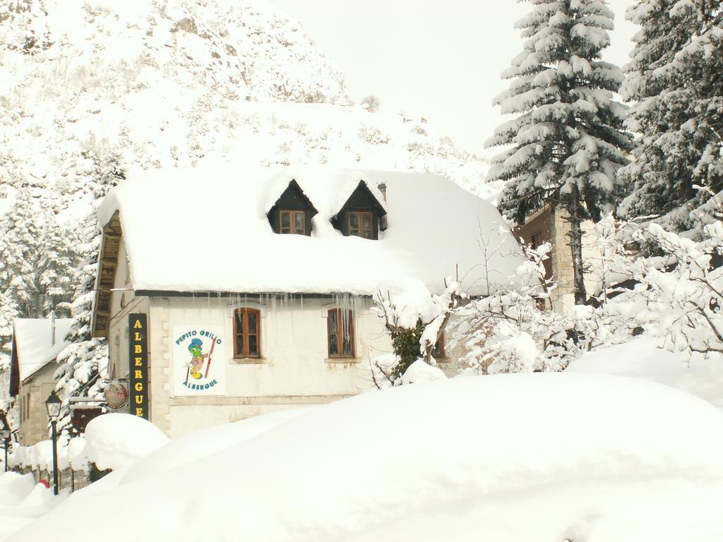 Albergue Pepito Grillo Канфранк Екстер'єр фото